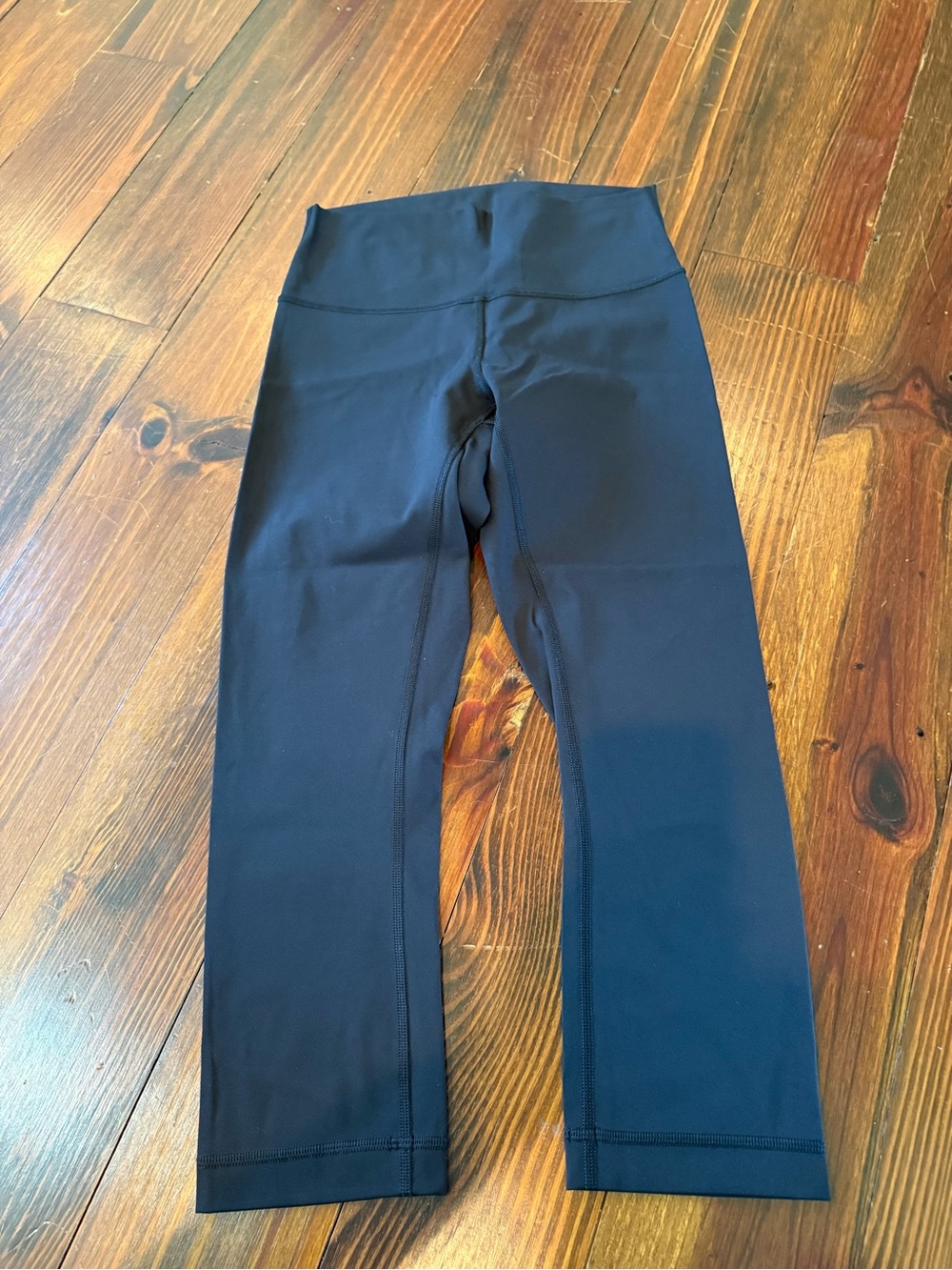 Lululemon Black Active Capri Leggings